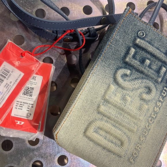 Diesel Bag Jeans with logo embossed - Picture 3 of 3